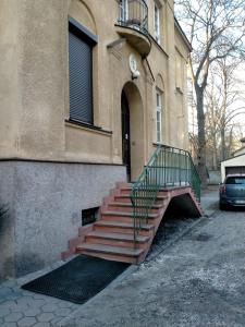 Budova, kde se hostel nachází