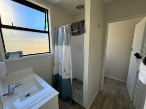 Koupelna v ubytování Diplomat Motel