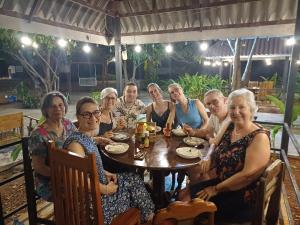 Επισκέπτες που μένουν στο Erawan Guesthouse