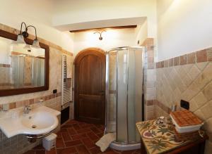 A bathroom at La Casetta nel Bosco