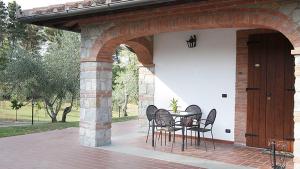 A garden outside La Casetta nel Bosco