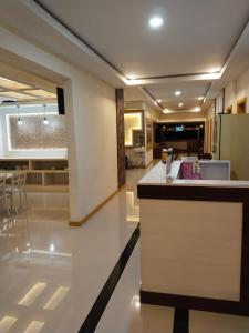 Gallery image of Wisma sidapore teluk bayur salakan in Lamobuang