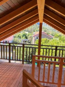 Balkón nebo terasa v ubytování Les 3 Chalets de Cilaos