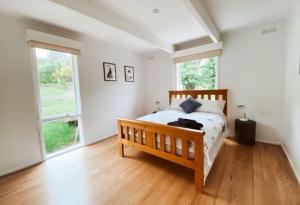 Postel nebo postele na pokoji v ubytování 55 Vista Drive