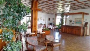 Un restaurant sau alt loc unde se poate mânca la Laios Hotel (Adults Only)