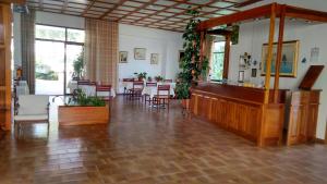 Restoran ili neka druga zalogajnica u objektu Laios Hotel (Adults Only)