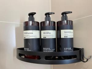 Снимка в галерията на Yish Cinema Serviced Apartment B&B в Шанхай