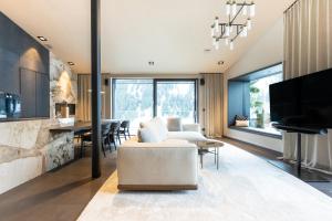 Fotografie z fotogalerie ubytování Mountain Chalet Kappl - Luxury - Near Ischgl - Panorama Mountain View - Penthouse & Chalets v destinaci Kappl