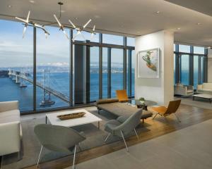 Χώρος καθιστικού στο Blueground Rincon Hill 1bd apartment SFO-1748