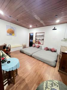 Posezení v ubytování Quán Nhỏ Trên Đồi Homestay