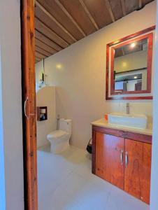 Koupelna v ubytování Quán Nhỏ Trên Đồi Homestay