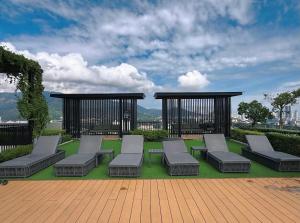 Zahrada ubytování Beacon Executive Suites - By IZ