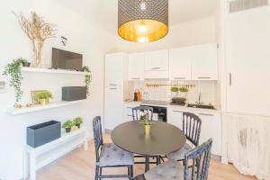 Kuchyň nebo kuchyňský kout v ubytování 012D - Moneglia loft con terrazza privata - Nel cuore del centro a 100metri dal MARE