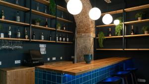 Ο χώρος του lounge ή του μπαρ στο The Central House Lisbon Baixa