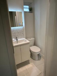 Gambar di galeri bagi Guest Suite in Glenageary di Dublin
