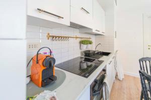 Kuchyň nebo kuchyňský kout v ubytování 012D - Moneglia loft con terrazza privata - Nel cuore del centro a 100metri dal MARE