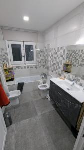 Koupelna v ubytování Nuevo Apartamento en Calatayud + 10 fotografií