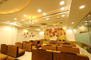 Hotel Darbar-E-Khas的休息区