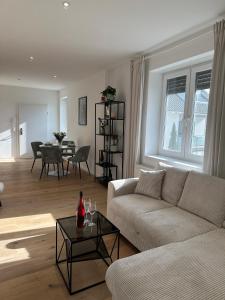 Χώρος καθιστικού στο Ferienwohnung Weingut Gerharz-Hochthurn