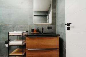 Dapur atau dapur kecil di Lavender Nest 6 - Hiperbara - Livezeni +18 gambar