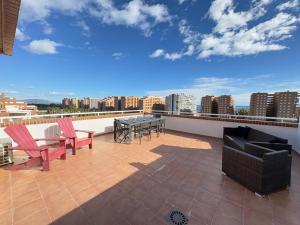 A balcony or terrace at ACV- Costa Marfil II-2ª linea planta 6 frontal