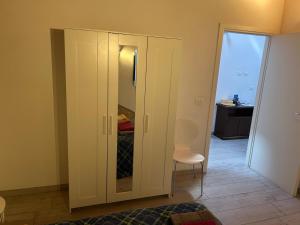 Posteľ alebo postele v izbe v ubytovaní Deni's Apartments