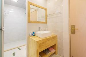 Koupelna v ubytování 枕窗听雨Homestay + 37 fotografií
