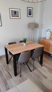 Galeriebild der Unterkunft Sea-scape - De Panne - spacieux appartement très bien situé avec vue sur mer in De Panne