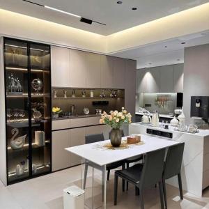 Kuchyň nebo kuchyňský kout v ubytování FLC Sea Tower Quy Nhơn-Codotel Mặt Tiền Biển Quy Nhơn