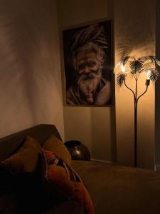Postel nebo postele na pokoji v ubytování 3 Monkeys Hotel + 17 fotografií