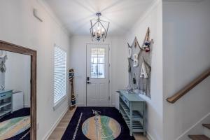 Foto sihtkohas Orange Beach asuva majutusasutuse 5 Star 4/3 sleeps 16 with Arcade GAME ROOM & POOL! galeriist