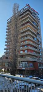 Το κτήριο όπου στεγάζεται  το διαμέρισμα