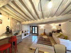 Η κουζίνα ή μικρή κουζίνα στο Toits Vieil Aix - Appartement de charme avec terrasse d'exception centre ville historique proche Cardeurs Et Mairie +20 φωτογραφίες