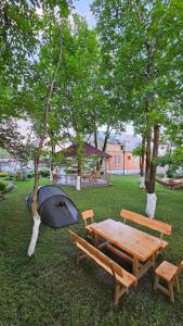 Zahrada ubytování Family Hotel Lago & Wine Cellar