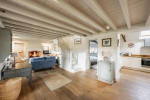 Köök või kööginurk majutusasutuses Barn Owl Cottage, Field Dalling