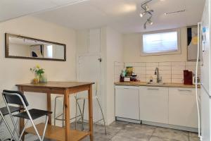 Φωτογραφία από το άλμπουμ του Private Peaceful Queen Room Free Parking σε Saint-Bruno-de-Montarville