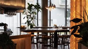 Restoran atau tempat lain untuk makan di YUST Liege