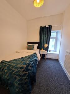 Gallery image of SleepyStays 3 Bedroom Modern & Central Location in Merthyr Tydfil