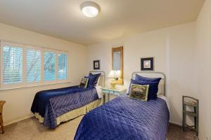 Postel nebo postele na pokoji v ubytování Oceanfront Delight + 18 fotografií