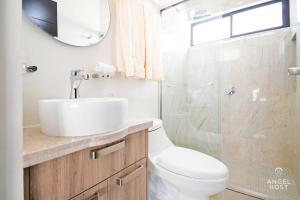 Bagno di Stylish Homes & Comfy Pool Oasis