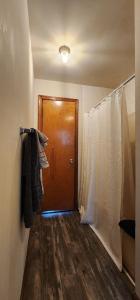Highland Falls的住宿－WALK to West Point Academy! Charming 2 bdrm Apt overlooking Main Street!，相簿中的一張相片