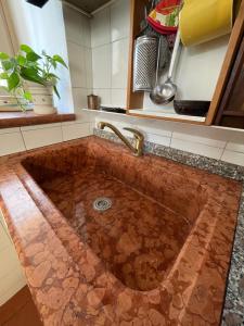 Koupelna v ubytování Corte L'Ovo - Country House 15 minutes from the heart of Verona