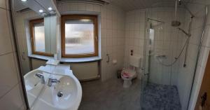 Koupelna v ubytování Ferienwohnung Uschkereit + 25 fotografií