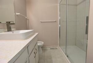 Φωτογραφία από το άλμπουμ του Home Inn Calgary Dalhousie στο Κάλγκαρι