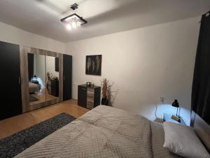 Ένα ή περισσότερα κρεβάτια σε δωμάτιο στο Apartman Cañas Modrá Víla