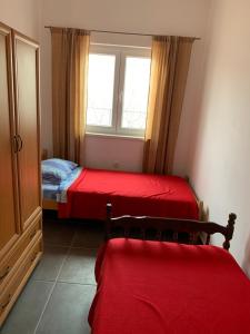 Postel nebo postele na pokoji v ubytování Mariyka Apartaments 2