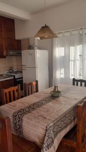 Η κουζίνα ή μικρή κουζίνα στο Las tranquerasmdtcde