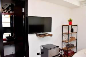 TV i/ili zabavni centar u objektu AlojaEasy