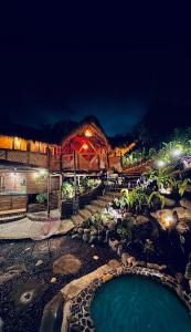 Πισίνα στο ή κοντά στο BOSQUE SECRETO Ecolodge +27 φωτογραφίες