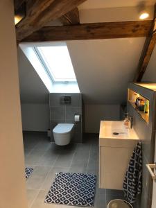 Koupelna v ubytování Loft im Haus mit Geschichte